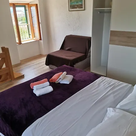 Apartment Kokotic *